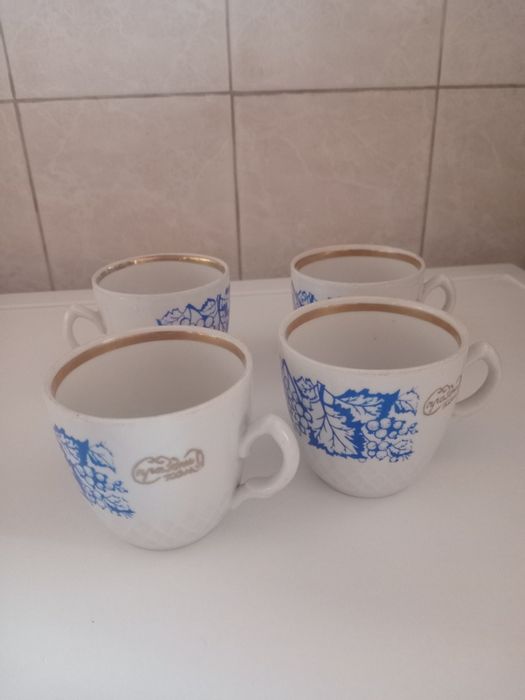 Продам советскую фарфоровую посуду