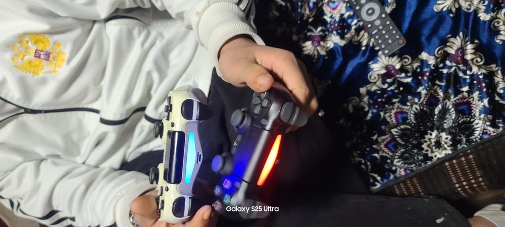 PS4 sliv , 1TB sotiladi , продаю пс4 слив память 1тб