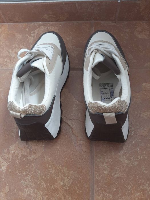 Дамски сникърси 37 номер