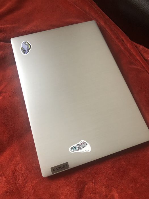 Продам ноут Lenovo 81WE