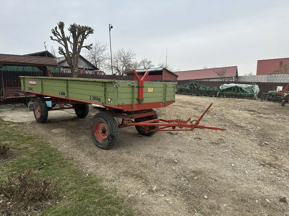 Vând Remorca Agricolă