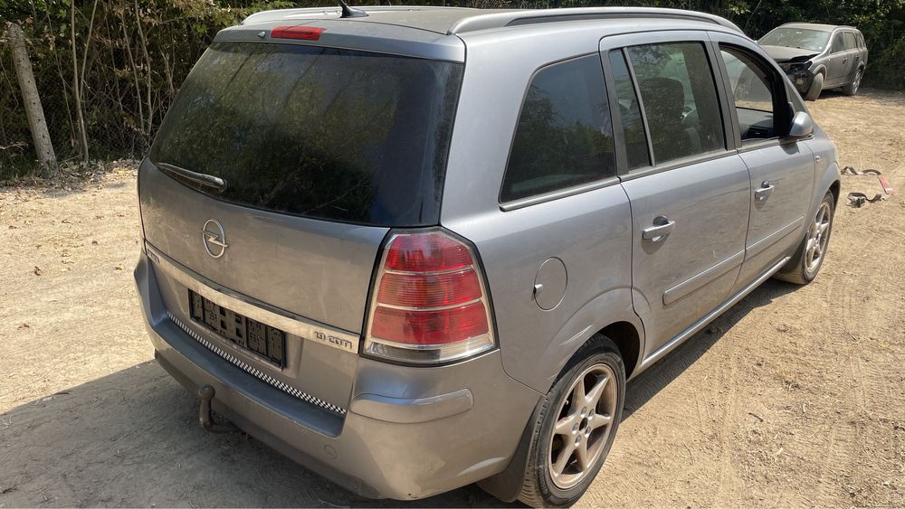 Opel Zafira B 1.9cdti Z19DT Опел Зафира Б
