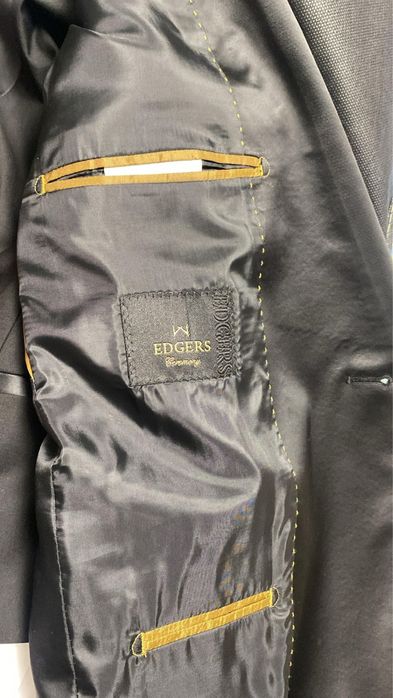 Продам смокинг свадебный