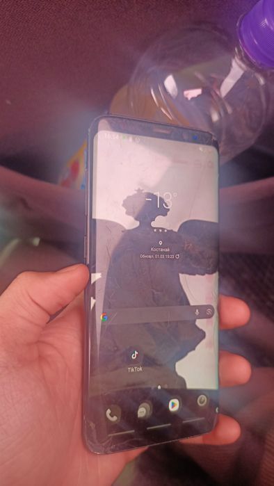 Продам Самсунг с8