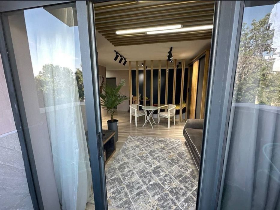 chilonzor16 kv  2 xonali kvartira arndaga beriladi