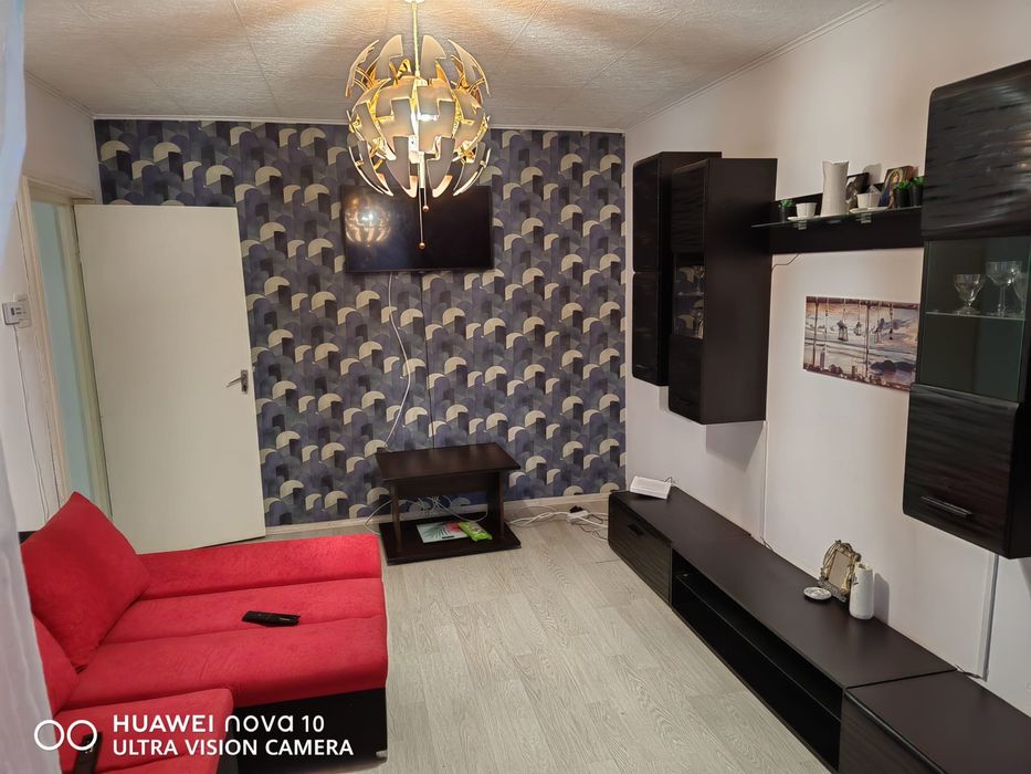 Inchiriez apartament2 camere ,mobilat ,utilat,se percepe 1 luna garantie,liber din 10 mai,