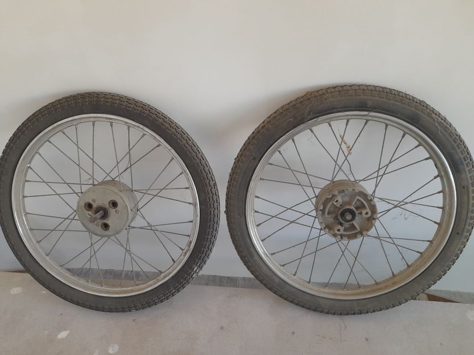 Балон рига мопедга