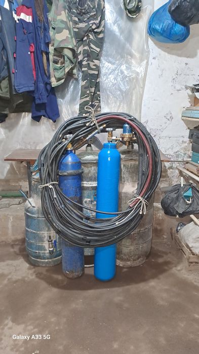 Продаётся тележка , газо сварочные оборудование , злектрл и ручной ин