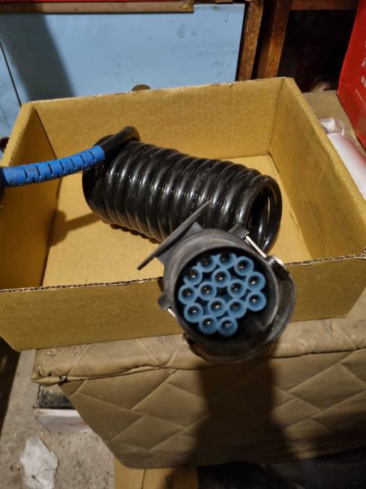 Hartie taho,frigo,cabluri semiremorca,covoras,becuri 24V,invertor