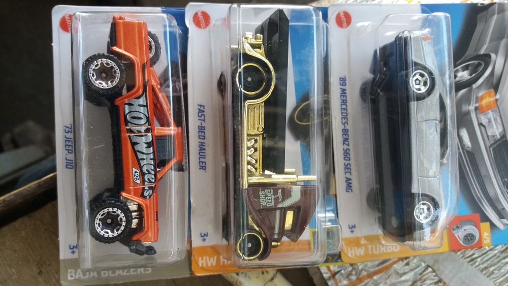 Хот Вилс мейнлайн.если все 11шт сразу будет скидка