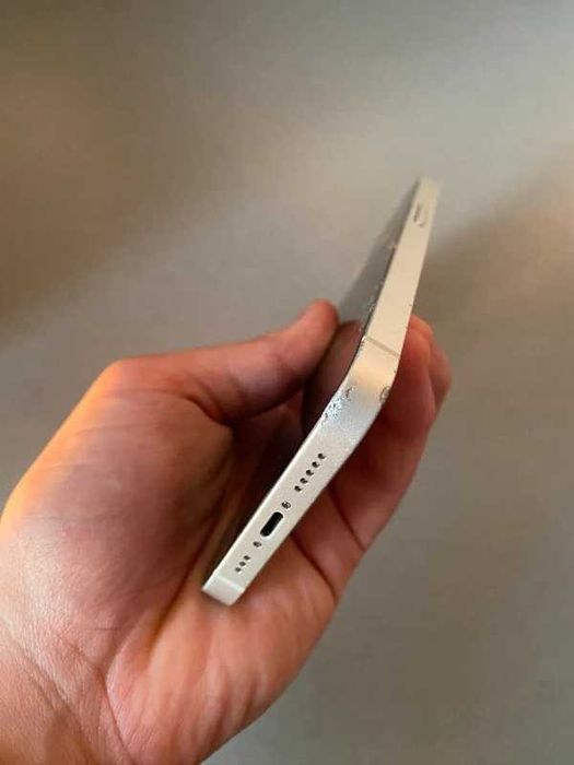 iPhone 13-128 GB alb -piese /recarosare