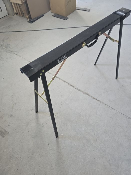 Сгъваема работна маса