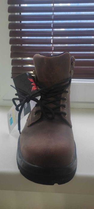Продам спецобувь