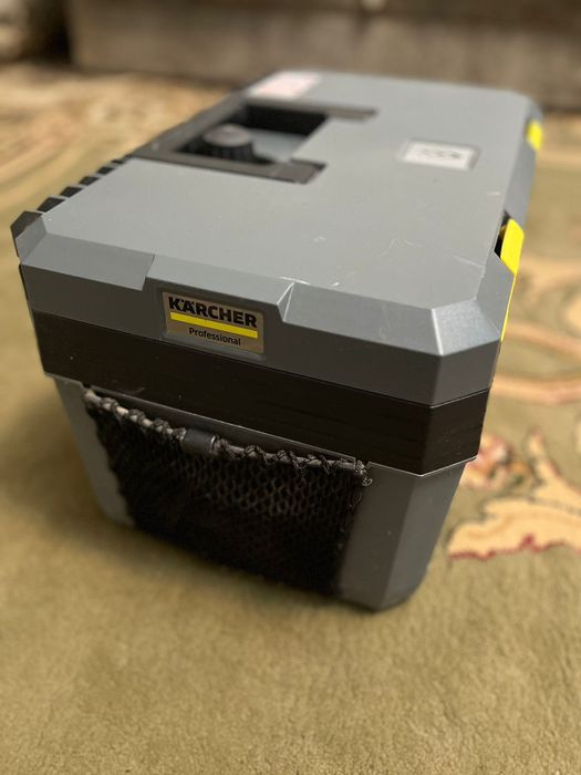 Срочна продам Параочиститель Корхер