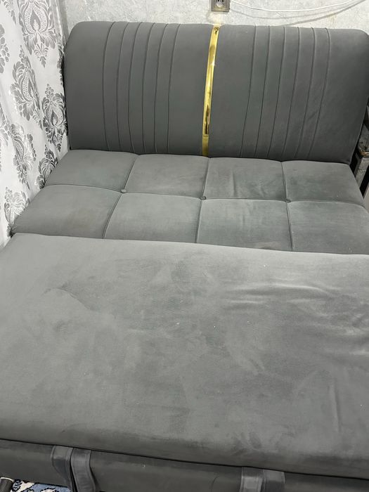 Продам диван самовывоз