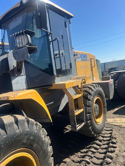 Продам Погрузчик XCMG LW300FN