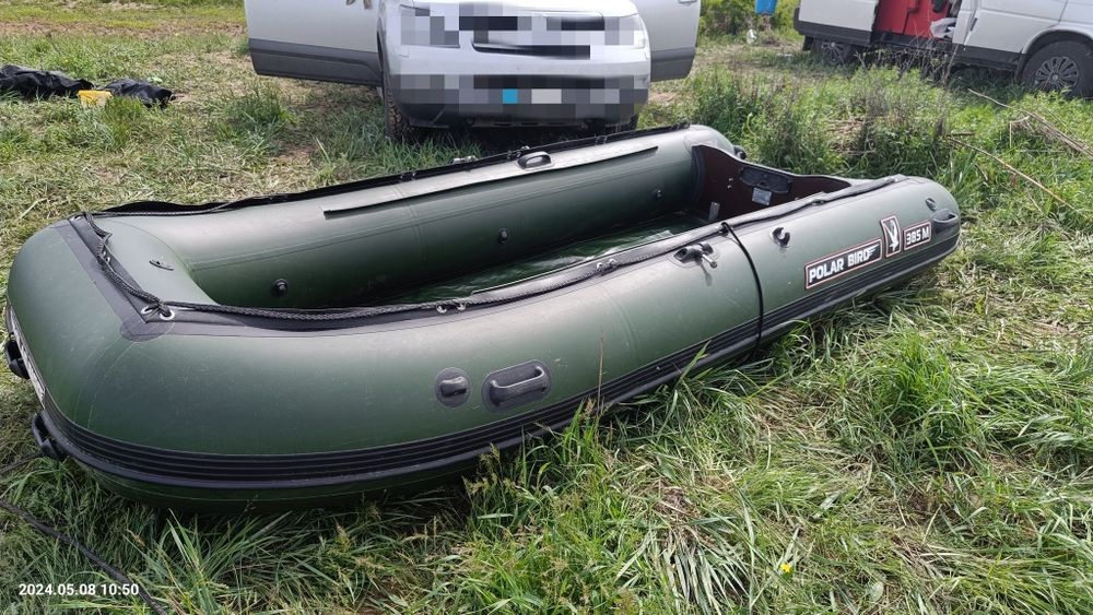 ПВХ лодка "Полар Берд Марлин-385м" продаётся.