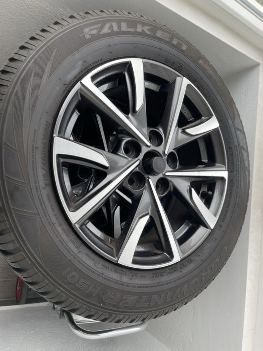 Set roți iarnă Mazda CX-3 originale 215/60 R16 Falken