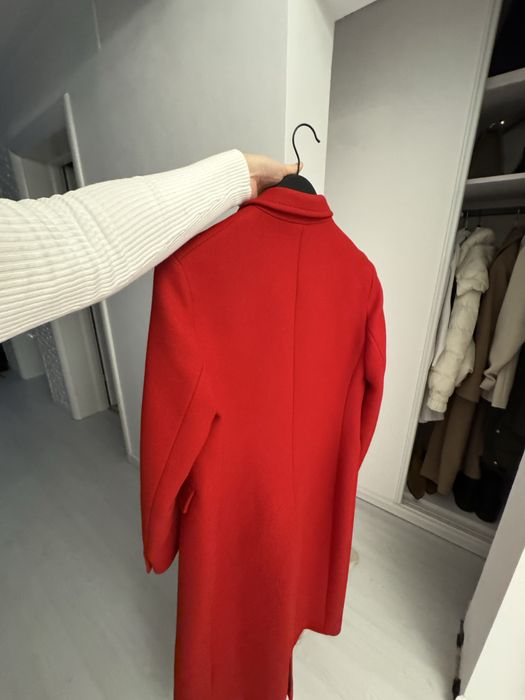 Vând palton Zara Manteco Cambrat!