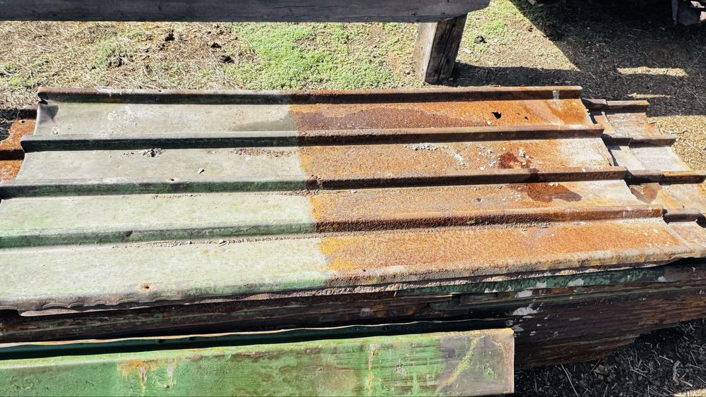 Продаю профлист советский 2 метровый!