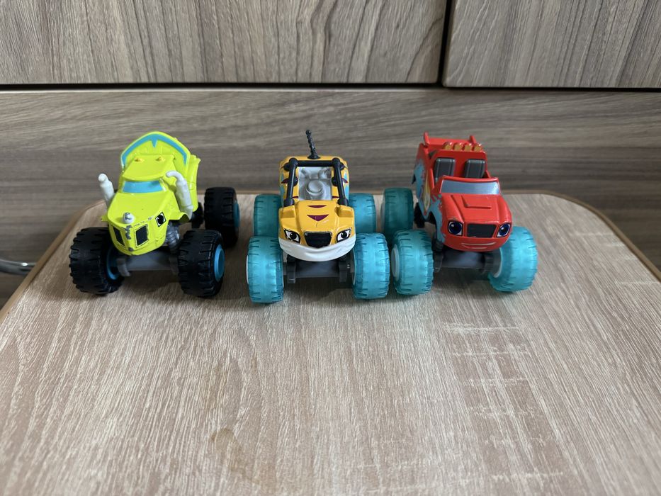 Masinutele Blaze and the monster machines