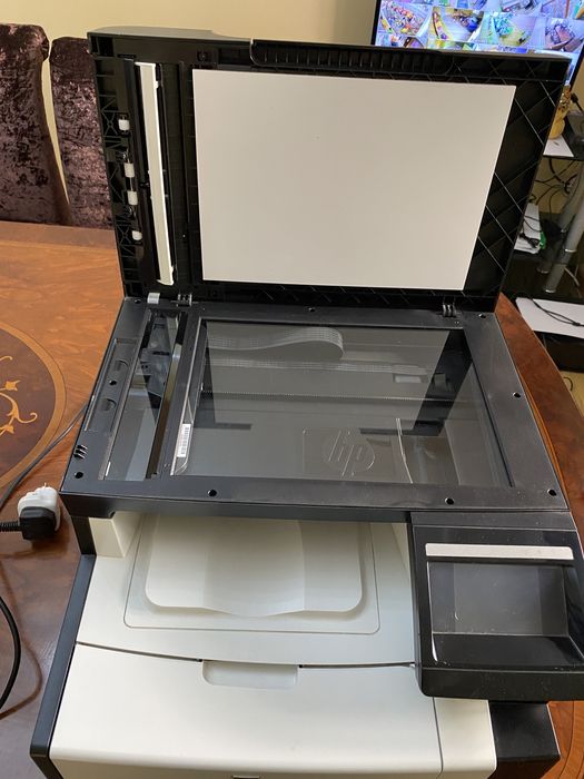 Принтер новый HP Laser