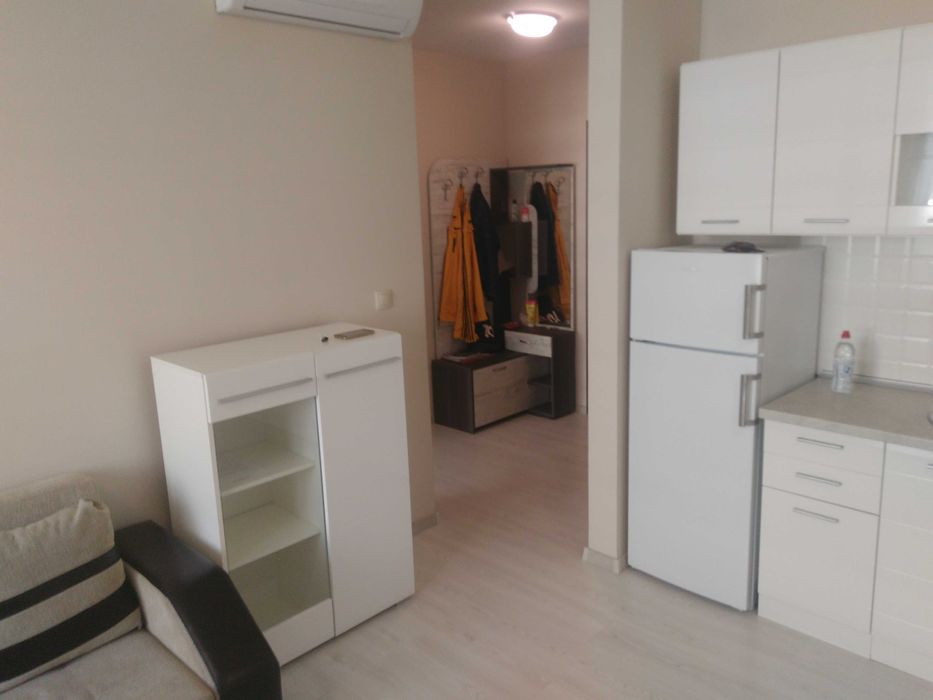 Двустаен апартамент в затворен комплекс с целогодишен басейн