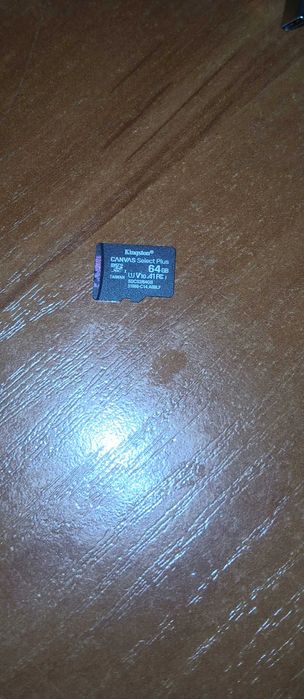 Продам Kingston MicroSD 64 гб
