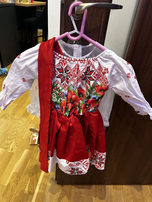 Doua rochii la pretul de 80 ron