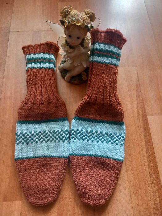 Ръчно плетени чорапи.