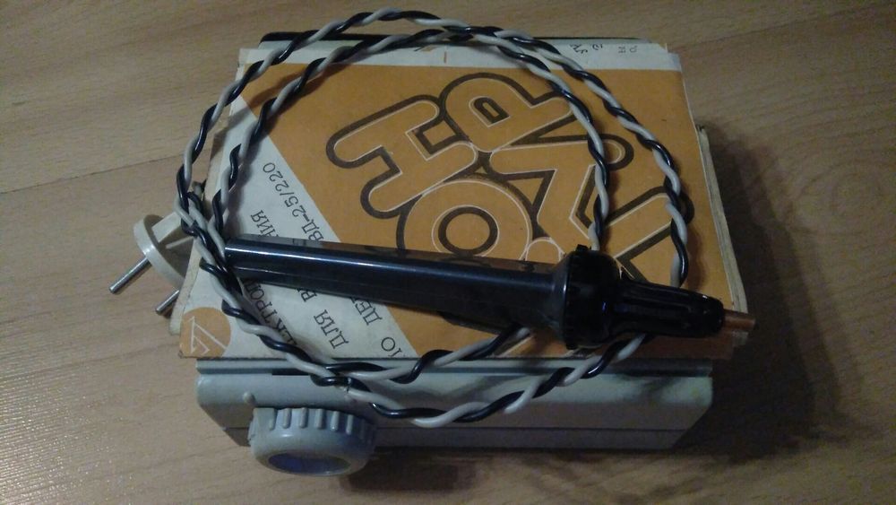 Надежный электроприбор для выжигания по дереву "Контур"