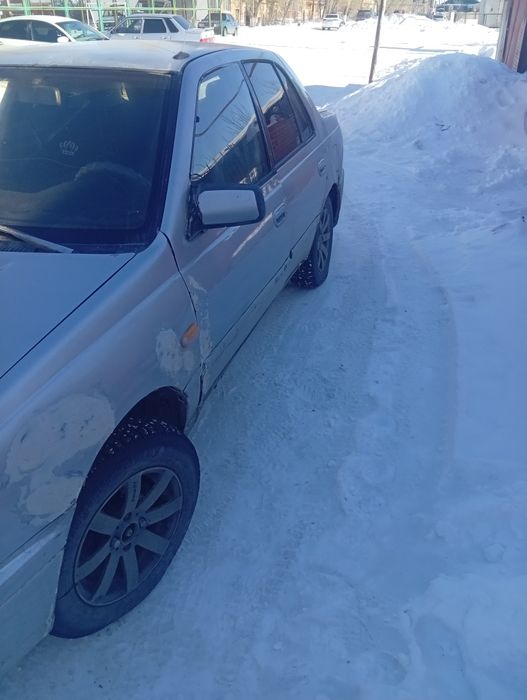 Нисан сани 93 года