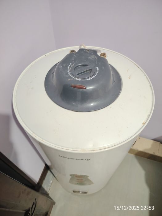 Аристон сотилади