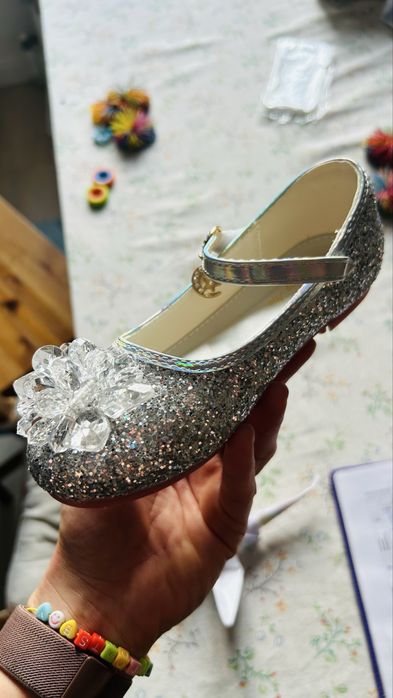 Продам Туфельки принцессы