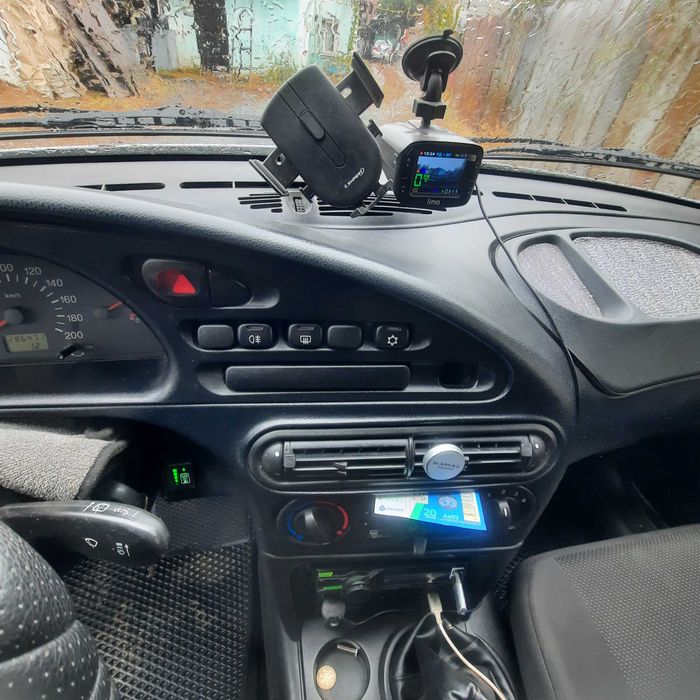 Продам ниву шевроле с прицепом