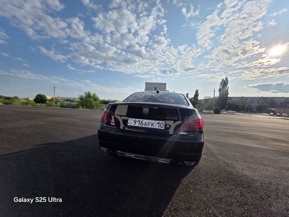 Продам БМВ Е60 2007года