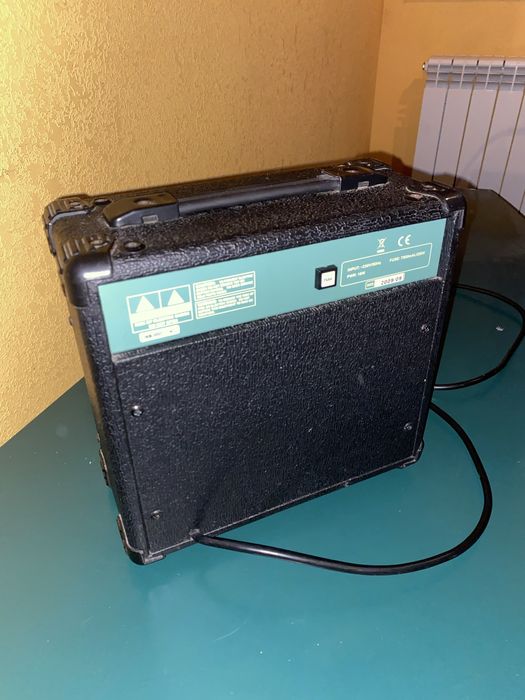 Комбоусилитель Stagg 10 GA T  16W