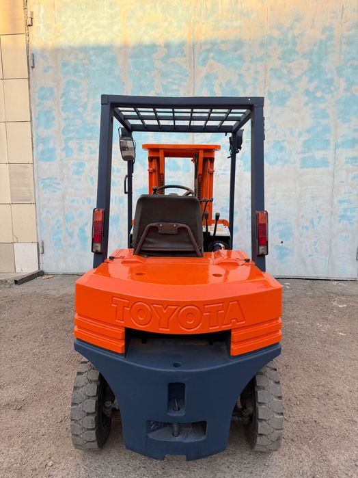 Вилочный Погрузчик Toyota 5FGL20