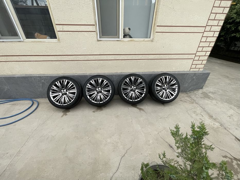Продам диски в идельном состояние, от KIA K8!