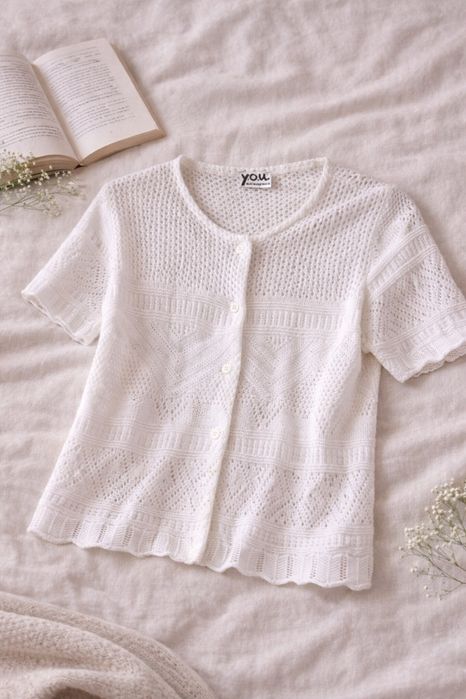 Cardigan/ sweater alb cu nasturi