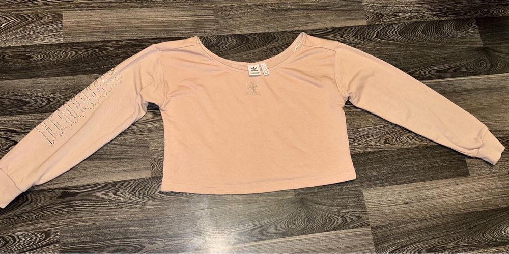 Оргинален дамски анцунг на Адидас