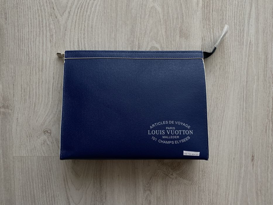 Borseta Louis Vuitton Albastra Din Piele