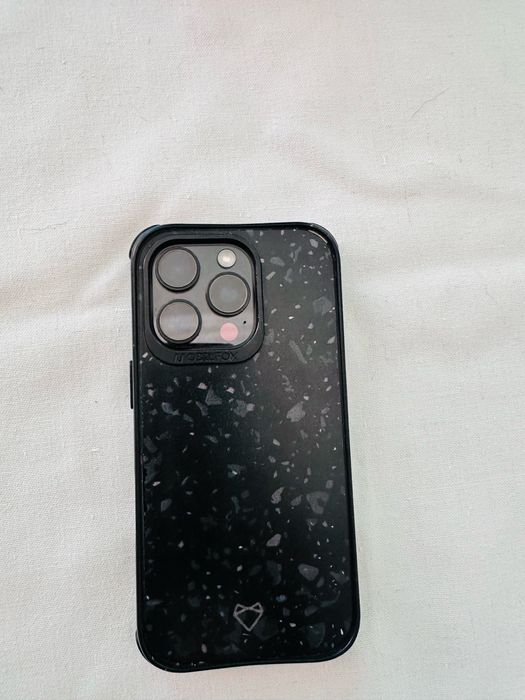 Продавам iPhone 16Pro