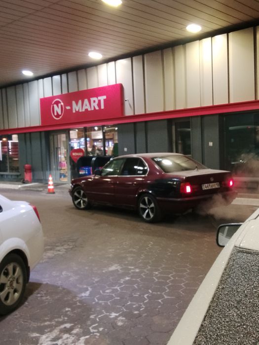 Бмв е34.          .