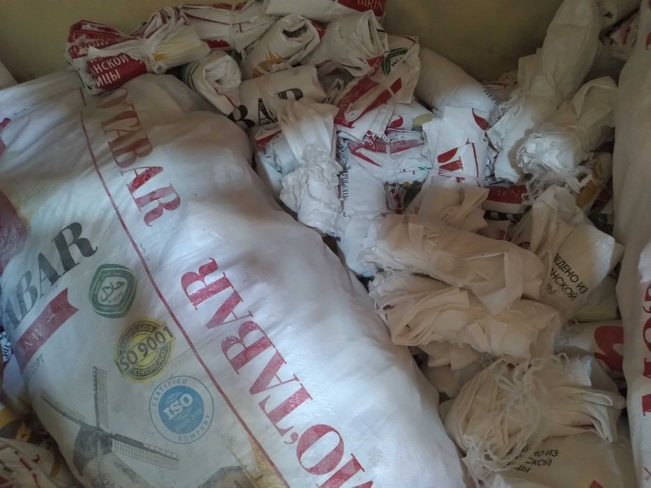 50kg un qop sotiladi