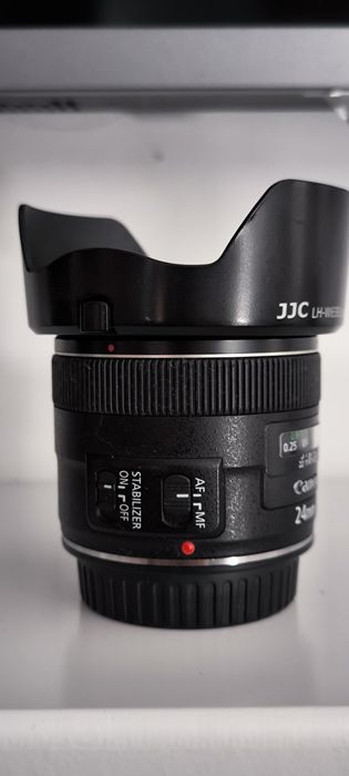 Canon EF 24mm f/2.8 IS USM