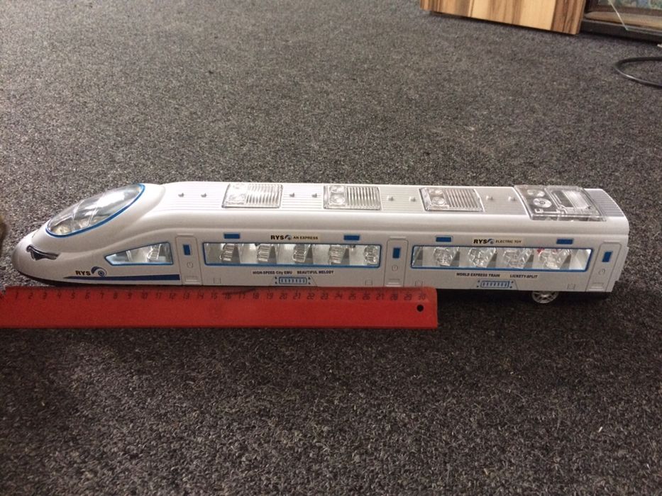 Поезд, электричка