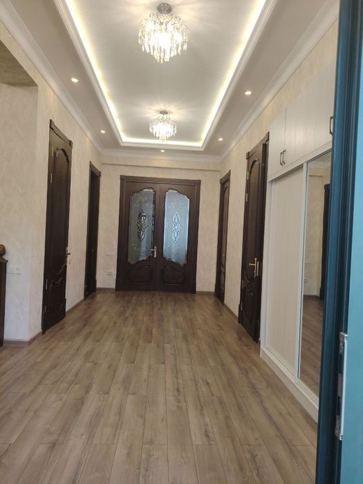 470000у.е Ипакчилик Евро Дом 6 сотик 6 комнатные