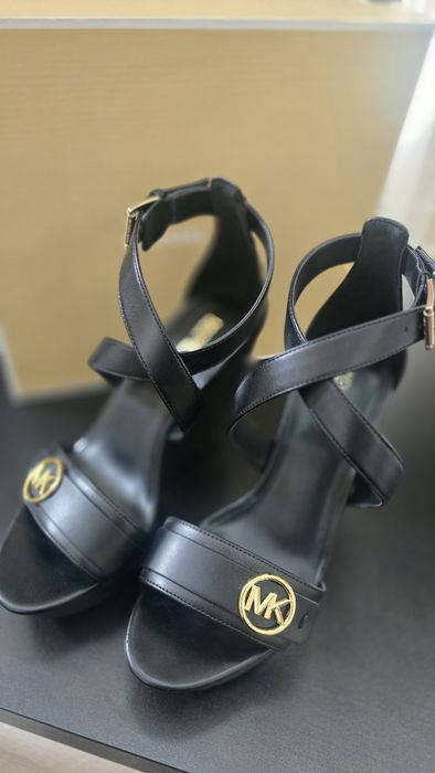 Босоножки, танкетки Michael Kors, Massimo dutti