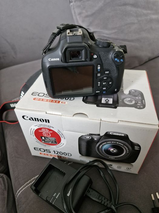 Фотоаппарат Canon 1200